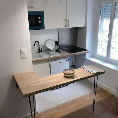 Confortable Pres De Paris Daire
